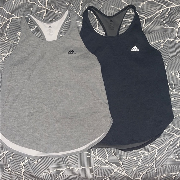 Adidas 2 pc Women's Gray and Black Tank Tops Aeroready sz M - Picture 2 of 8